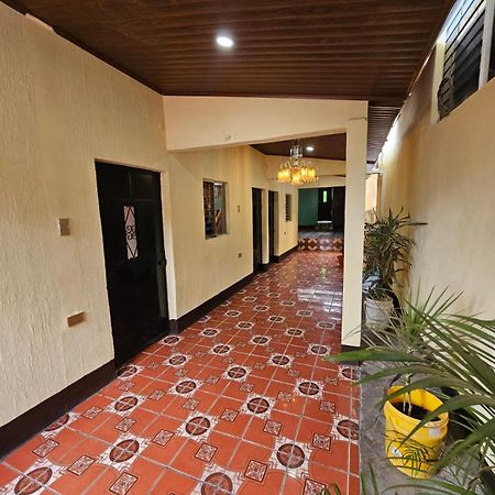סן חואן לה לגונה Hostal Sanjuanerita מראה חיצוני תמונה